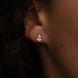 Pear Studs Large (1tcw)
