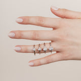 Pisara Solitaire-sormus