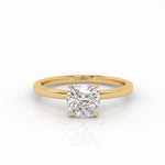 Cushion Solitaire engagement ring, made of 1 carat lab-grown diamond and 18k yellow gold.
